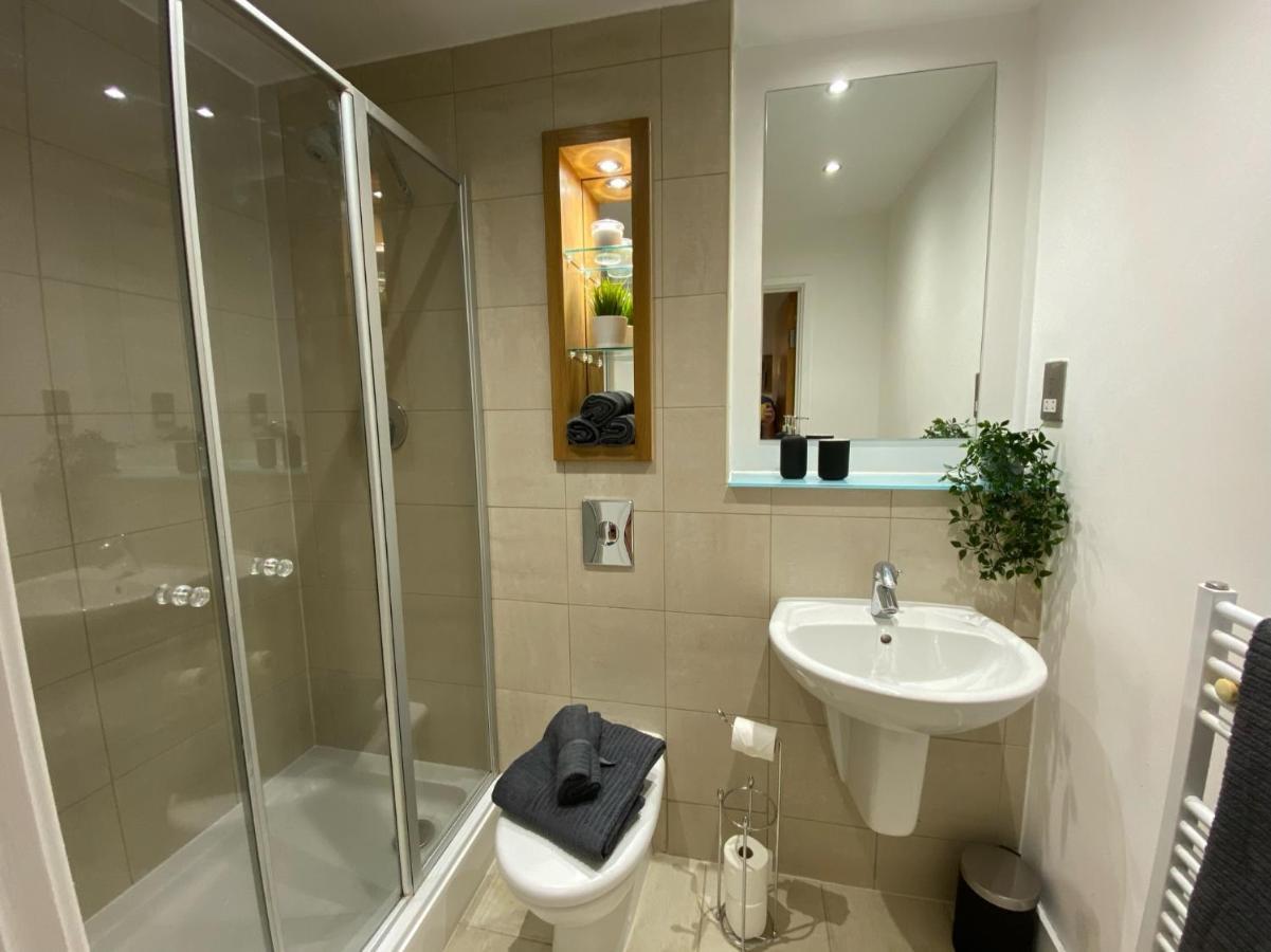 Westone Aspect Sheffield Luaran gambar